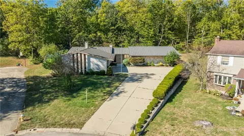 410 Amy Ct, Dayton, OH 45415