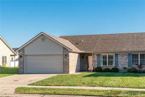 6732 Grovebelle Dr, Dayton, OH 45424
