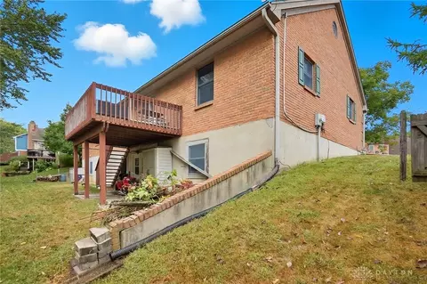 Exterior - 473 Mccray Blvd, Springboro, OH 45066 photo 7 of 9