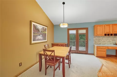 Dining - 473 Mccray Blvd, Springboro, OH 45066 photo 1 of 1