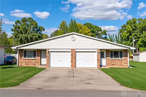 35-37 Oakwood Ave, Fairborn, OH 45324