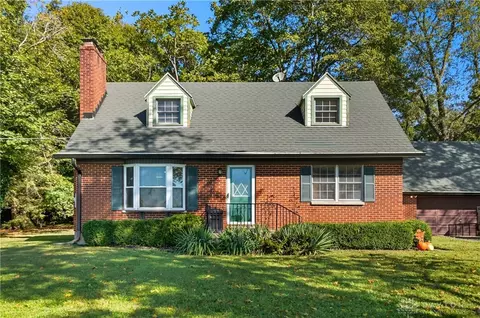 109 S Monroe Siding Rd, Xenia, OH 45385