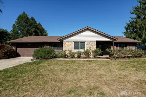 2841 Corlington Dr, Dayton, OH 45440