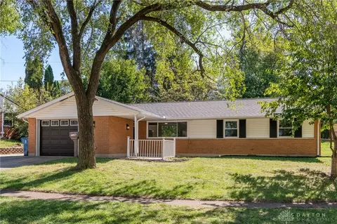 7126 Mandrake Dr, Dayton, OH 45424