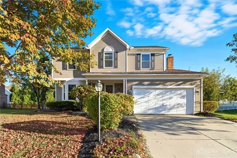 2141 E Rosina Dr, Miamisburg, OH 45342