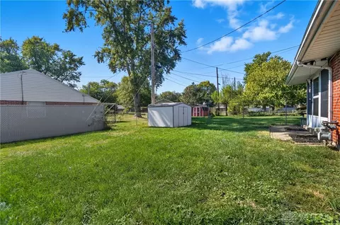 2251 Broadmoor Dr, Kettering, OH 45419 photo 60