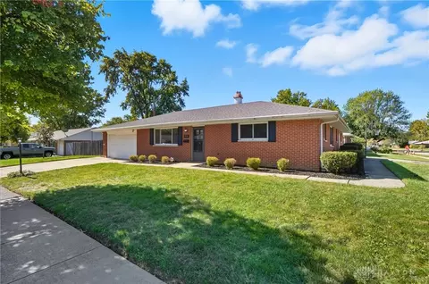 2251 Broadmoor Dr, Kettering, OH 45419 photo 4