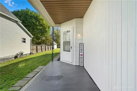 718 N Florence St, Springfield, OH 45503 photo 5