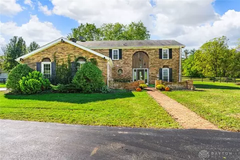 4103 Middle Run Rd, Spring Valley, OH 45370