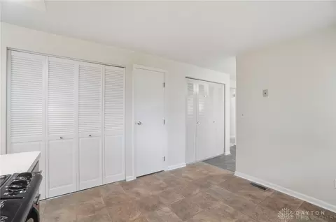 Entry Way - 2933 Bahia Dr, Springfield, OH 45503 photo 1 of 1
