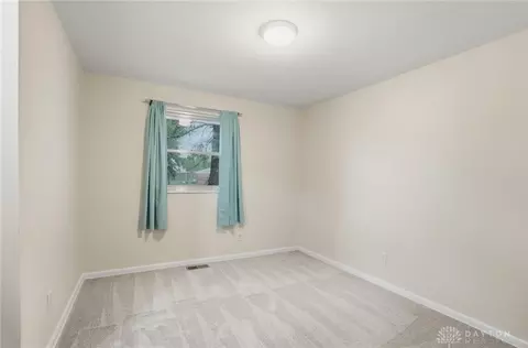 Bedroom - 2933 Bahia Dr, Springfield, OH 45503 photo 5 of 8