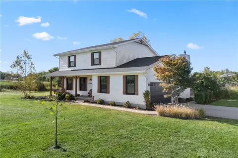 Exterior - 7870 E Us 22 3, Morrow, OH 45152 photo 2 of 16