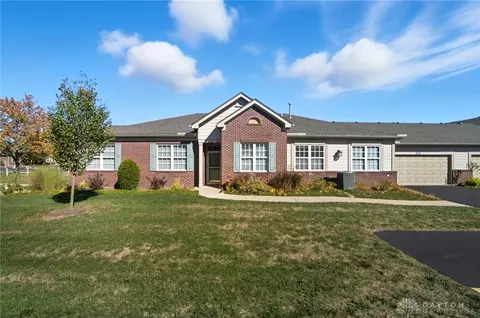1573 Watermark Ct, Miamisburg, OH 45342