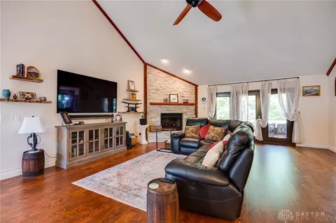 Other - 849 Wind Bluff Pt, Springboro, OH 45066 photo 2 of 9