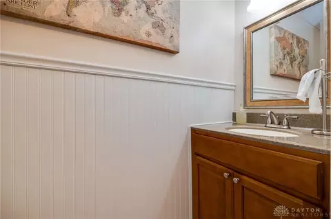 Bath - 849 Wind Bluff Pt, Springboro, OH 45066 photo 1 of 6