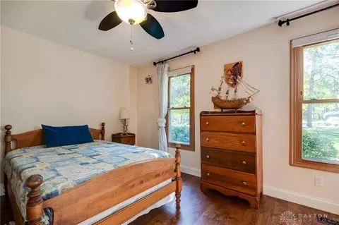 Bedroom - 849 Wind Bluff Pt, Springboro, OH 45066 photo 7 of 8