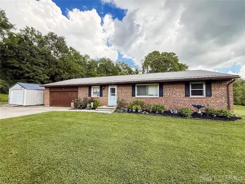 1358 Hale Rd, Wilmington, OH 45177