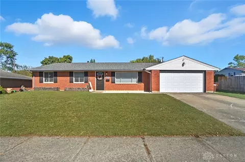 4507 Skylark Dr, Englewood, OH 45322