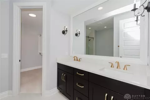 Bath - 9460 Banyan Ct, Centerville, OH 45458 photo 1 of 2