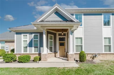 9460 Banyan Ct, Centerville, OH 45458