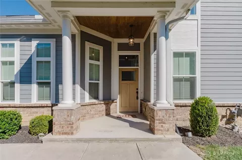 Exterior - 9460 Banyan Ct, Centerville, OH 45458 photo 2 of 8