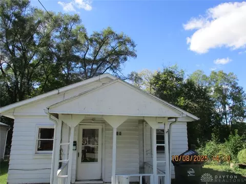 118 Carr St, Piqua, OH 45356