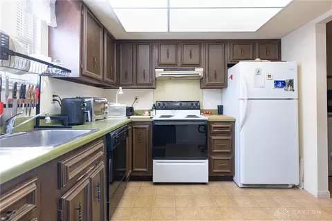 4640 Marshall Rd, Kettering, OH 45429 photo 55