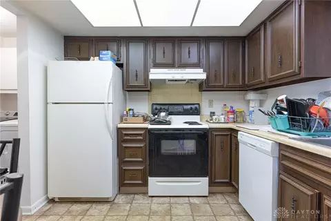 4640 Marshall Rd, Kettering, OH 45429 photo 48