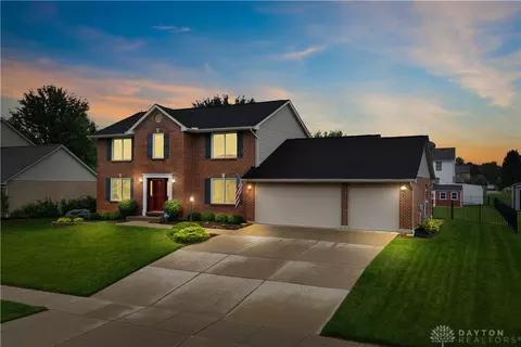 9195 Glenridge Blvd, Centerville, OH 45458