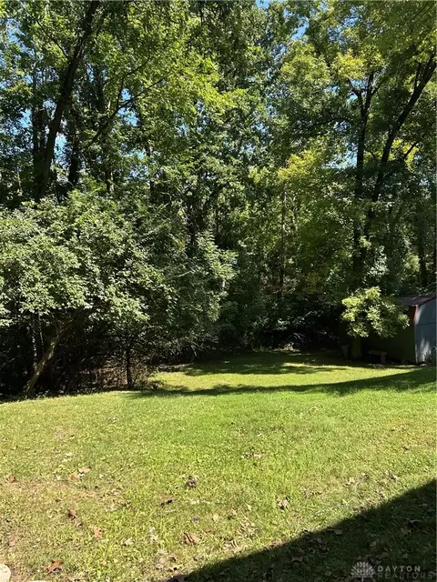 Exterior - 1535 Winding Trl, Springfield, OH 45503 photo 6 of 6
