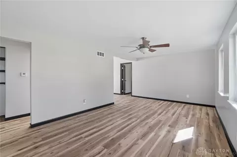 Living - 3822 Milford Dr, Dayton, OH 45429 photo 4 of 5