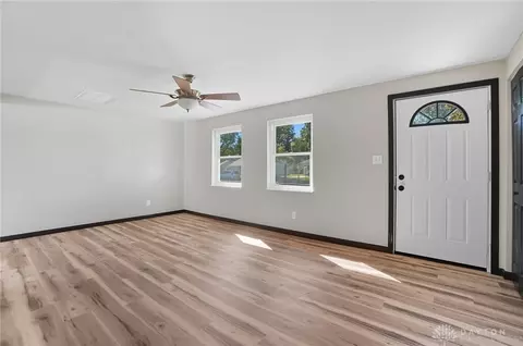 Living - 3822 Milford Dr, Dayton, OH 45429 photo 2 of 5