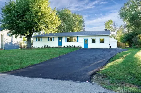 2212 Tulane Dr, Dayton, OH 45431