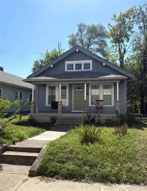 1206 Parkview Ave, Middletown, OH 45044