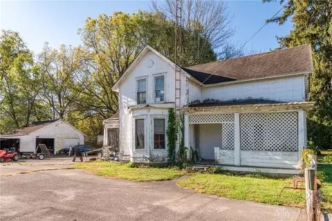 3587 Lower Valley Pike, Springfield, OH 45506