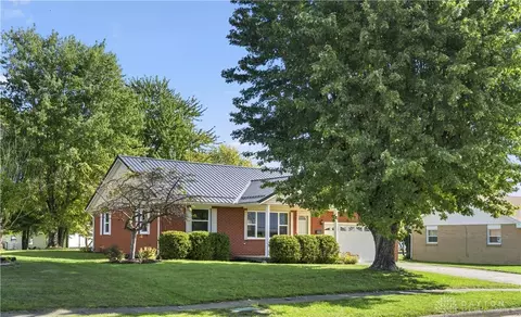 154 Eden Ave, Sabina, OH 45169
