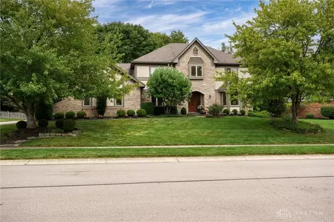 Exterior - 6780 Montpellier Blvd, Centerville, OH 45459 photo 3 of 21
