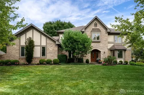 6780 Montpellier Blvd, Centerville, OH 45459