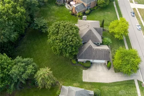 View/Area - 6780 Montpellier Blvd, Centerville, OH 45459 photo 2 of 11