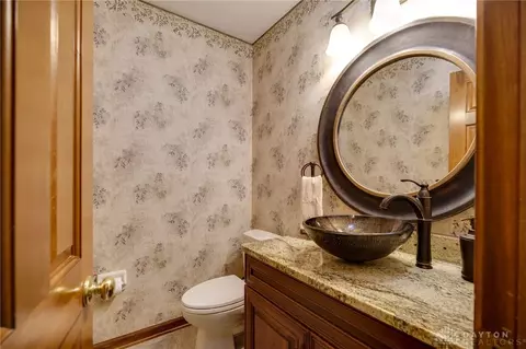 Bath - 6780 Montpellier Blvd, Centerville, OH 45459 photo 1 of 7