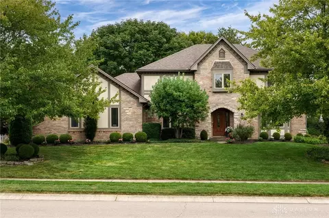 Exterior - 6780 Montpellier Blvd, Centerville, OH 45459 photo 2 of 21