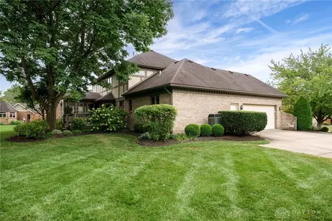 Exterior - 6780 Montpellier Blvd, Centerville, OH 45459 photo 20 of 21
