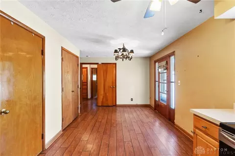 3872 Maryknoll Dr, Kettering, OH 45429 photo 17
