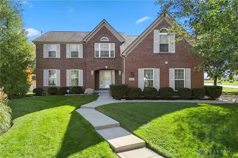 4282 Galway Ct, Sugarcreek Township, OH 45440