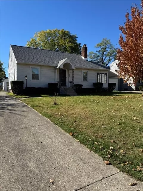 115 E Home Rd, Springfield, OH 45504