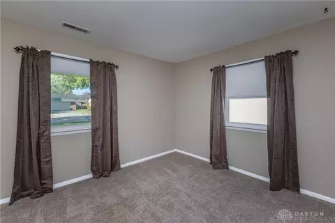 Bedroom - 1075 Crestview Dr, Troy, OH 45373 photo 3 of 6