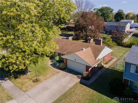View/Area - 1075 Crestview Dr, Troy, OH 45373 photo 2 of 5