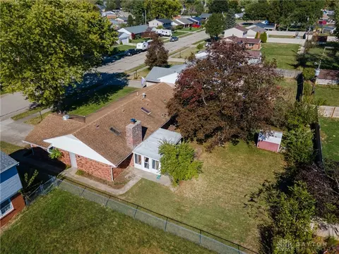 View/Area - 1075 Crestview Dr, Troy, OH 45373 photo 3 of 5