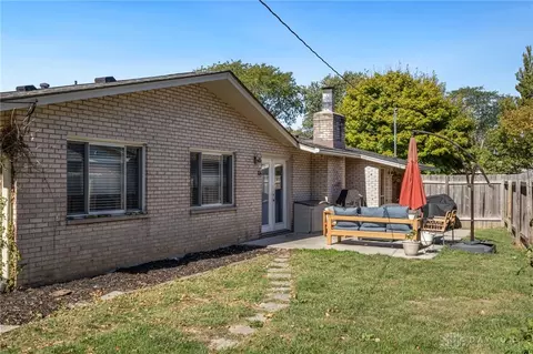 Exterior - 2386 E Rahn Rd, Dayton, OH 45440 photo 5 of 6
