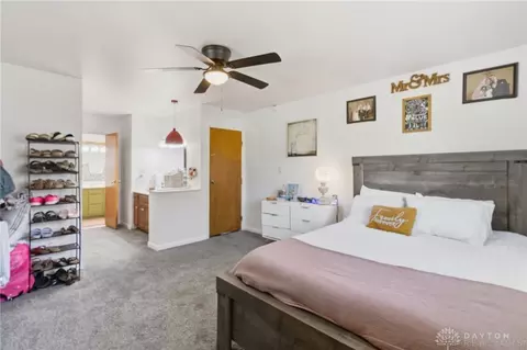 Bedroom - 2386 E Rahn Rd, Dayton, OH 45440 photo 4 of 8